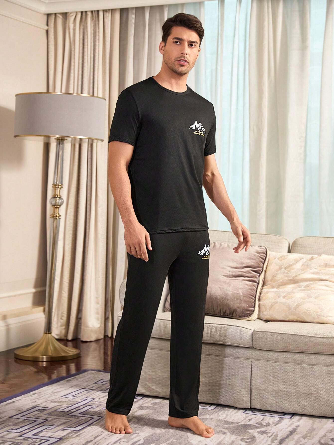 Black peak loungewear