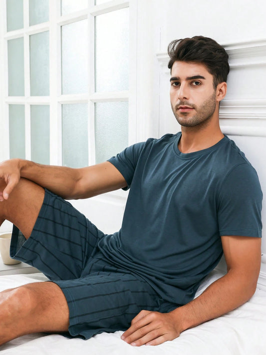 Manfinity Heren effen T-shirt en gestreepte printshort PJ-set / pyjamaset