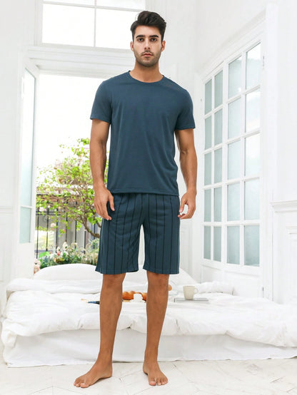 Manfinity Heren effen T-shirt en gestreepte printshort PJ-set / pyjamaset