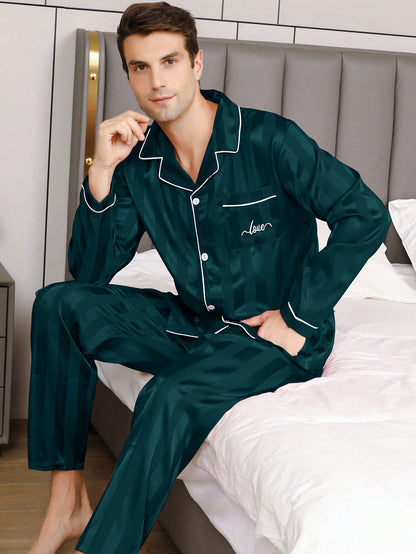 Tweedelige sets Heren Satijnen Pyjama Set Lange Broek Zijden Slaapjas Knoop Stijl Lange Mouw Cardigan Gestreepte Letter Borduurwerk Top Thuis Kleding Voor Lente En Herfst Loungewear